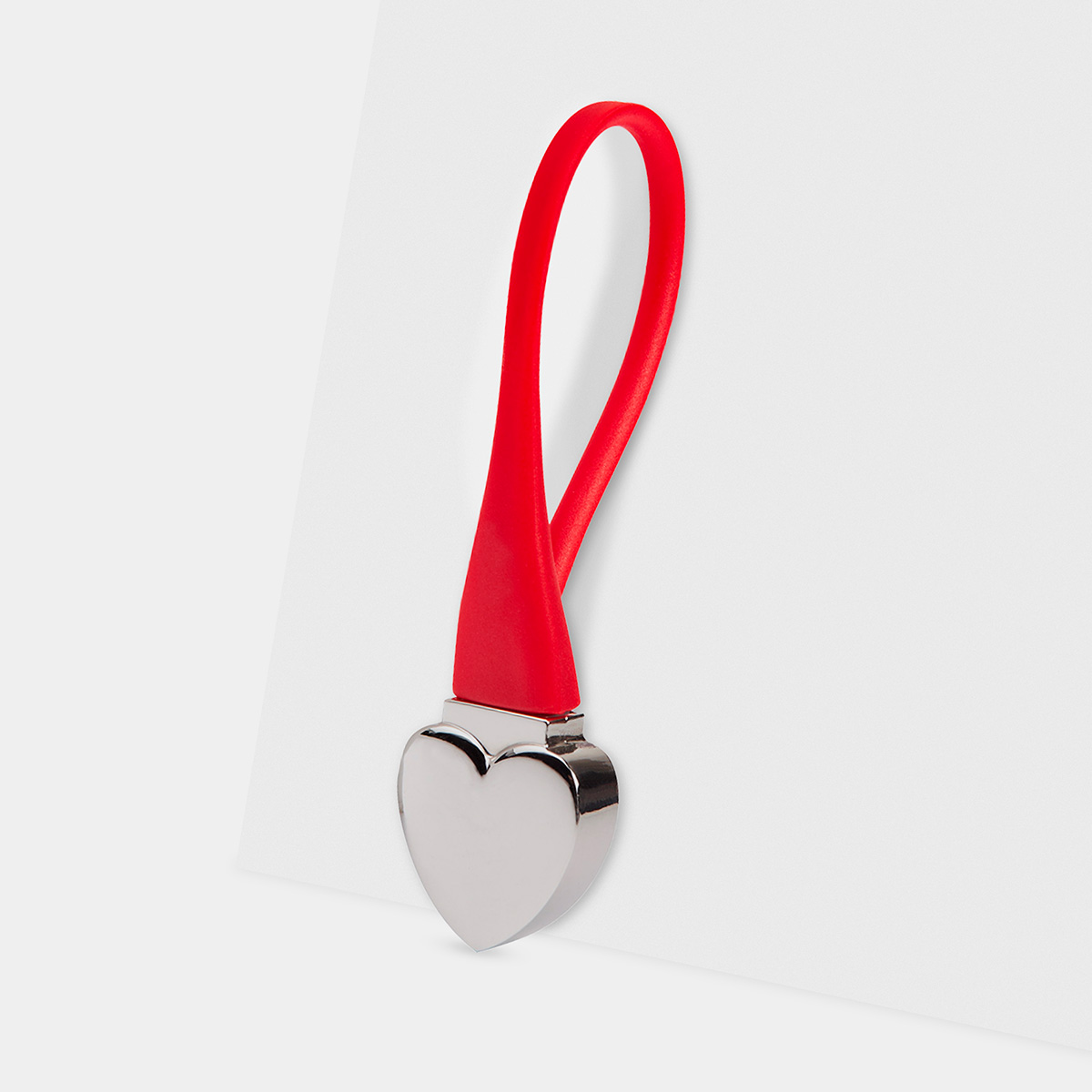 LLAVERO LOVE — 2