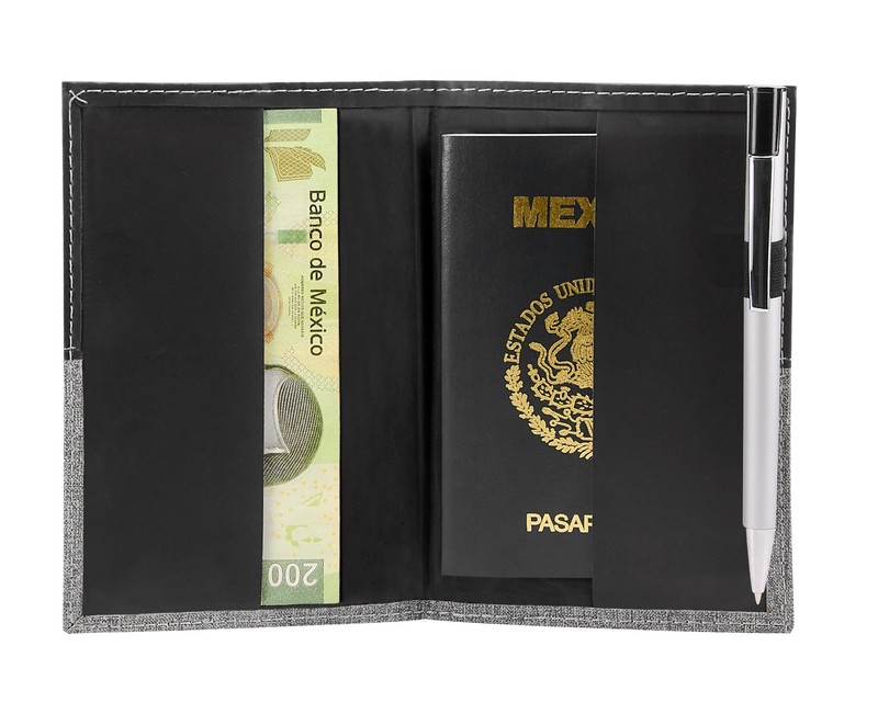 PORTA PASAPORTE BROOME NEGRO