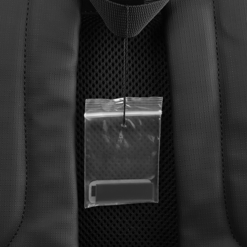 MOCHILA DUBHE — NEGRO